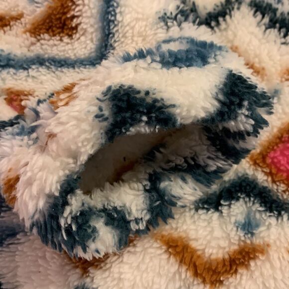 Eddie Bauer, pullover, 1/4 zip, Medium, new condition - Picture 4 of 7